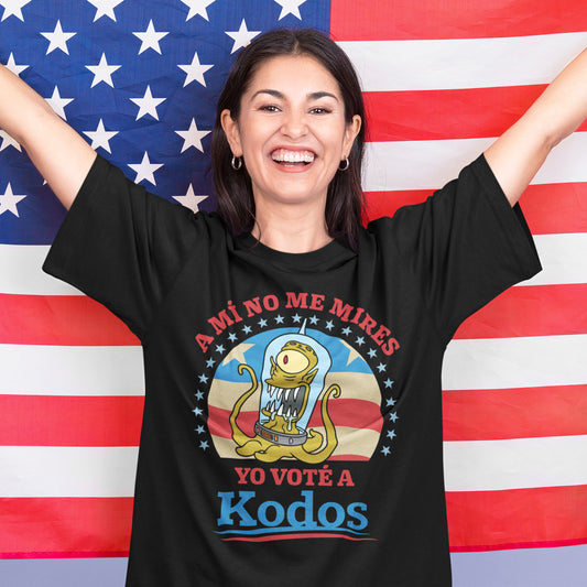 mujer con camiseta a mi no me mires yo vote a kodos de los simpsons en color negro