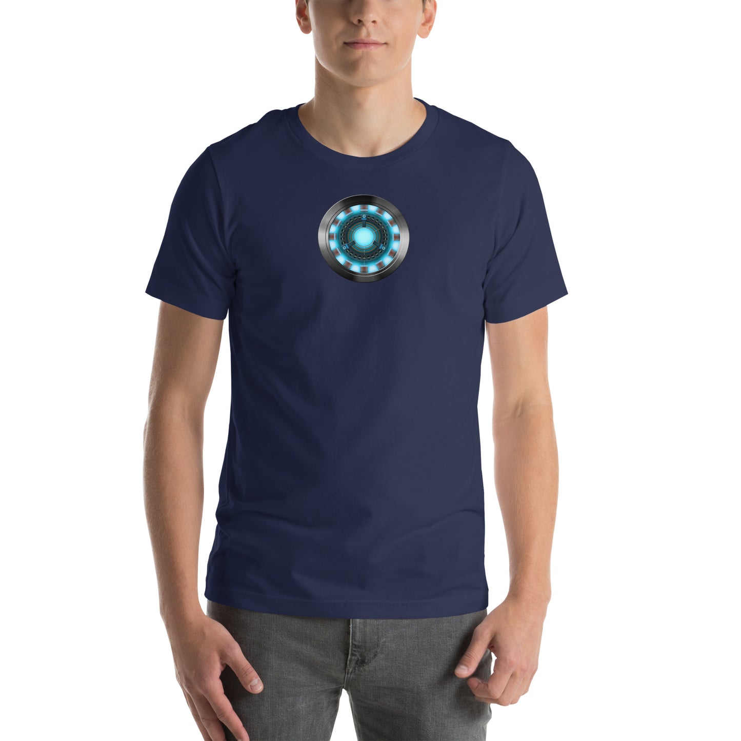 hombre con camiseta arc reactor iron man tony stark en color azul marino