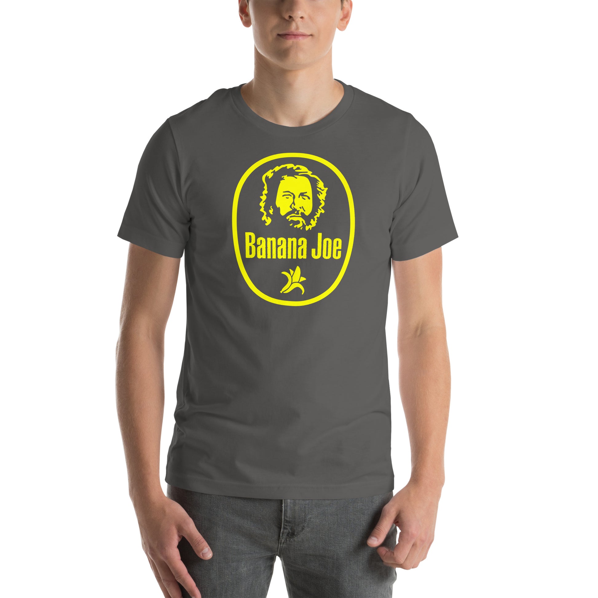 hombre con camiseta banana joe bud spencer en color gris