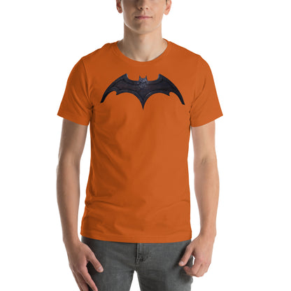 hombre con camiseta batman murcielago el caballero oscuro en color naranja