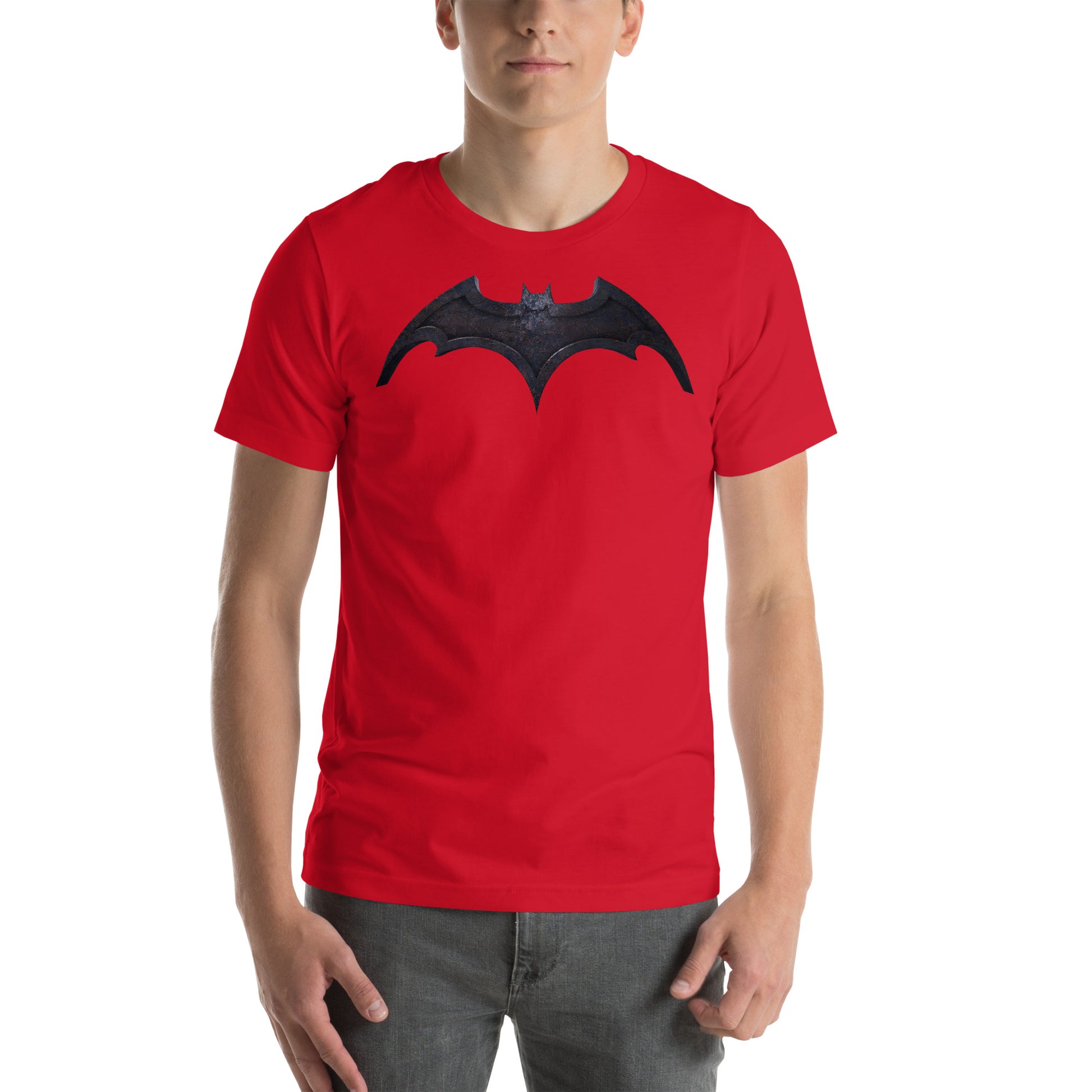 hombre con camiseta batman murcielago el caballero oscuro en color rojo