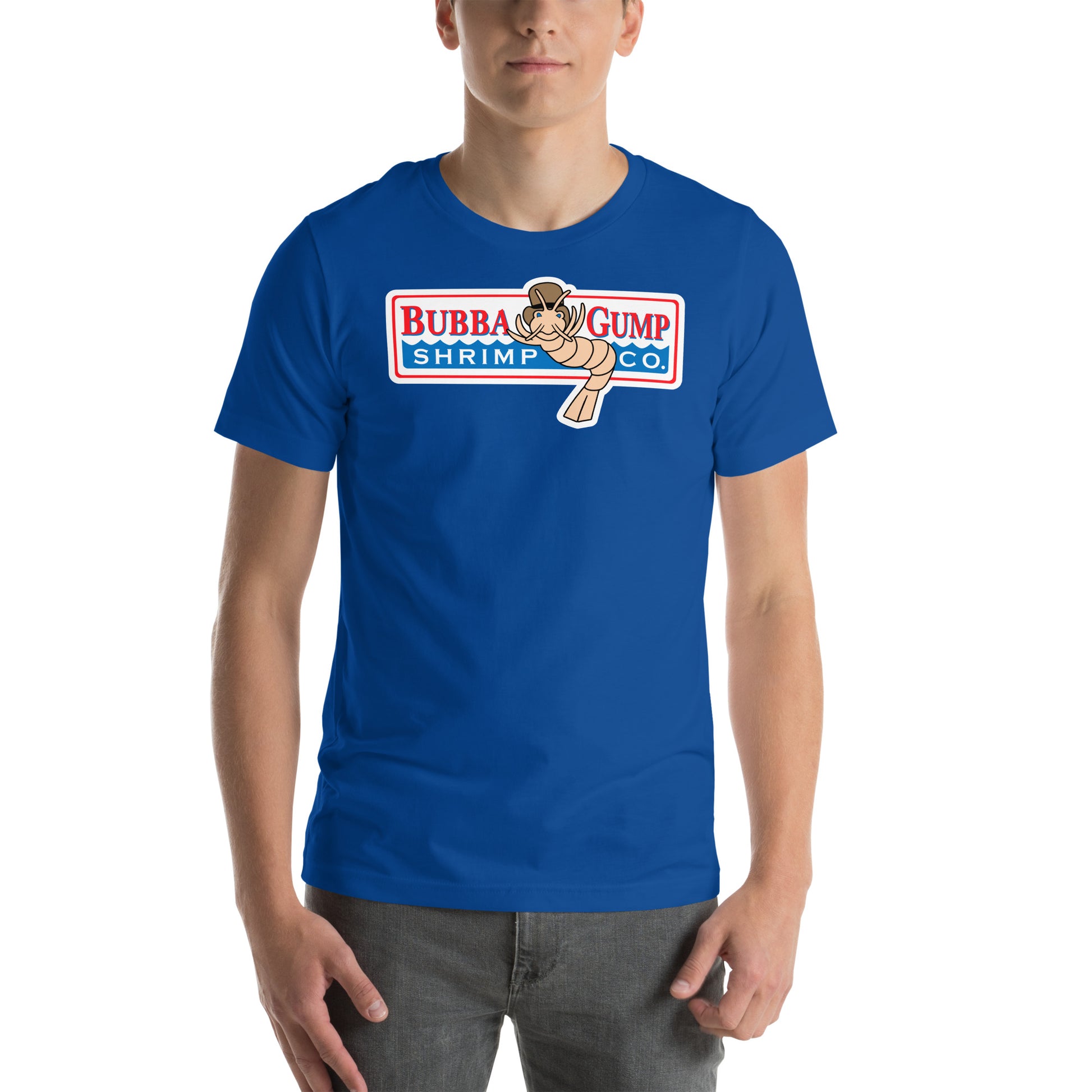 hombre con camiseta bubba gump shrimp company forrest gump en color azul marina