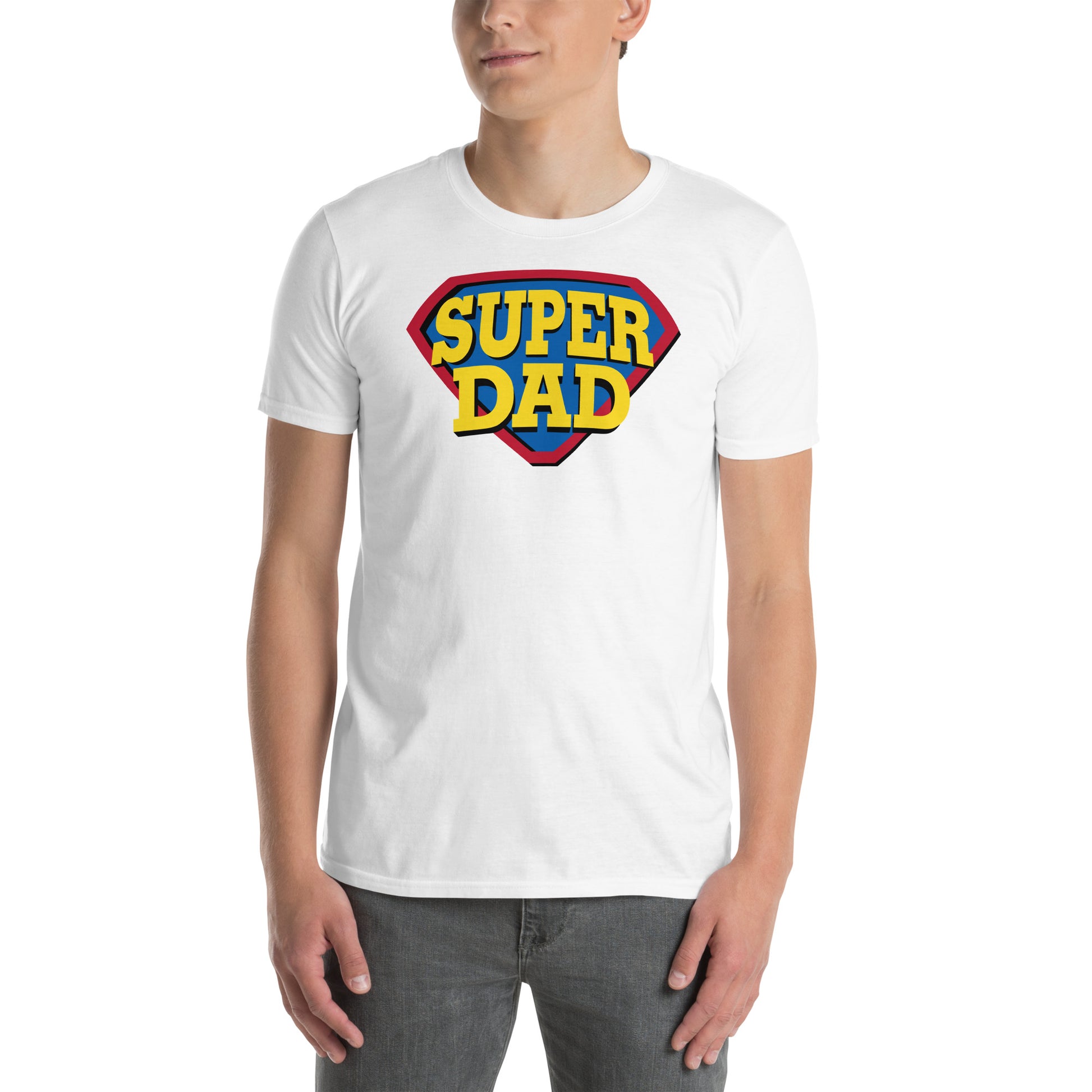 hombre con camiseta super papa superman regalo dia del padre en color blanco