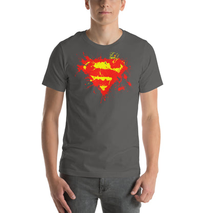 hombre con camiseta superman el hombre de acero splatter en color gris