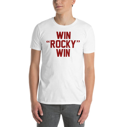 hombre con camiseta win rocky win balboa en color blanco