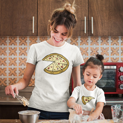 madre e hija con camisetas pizza porcion de pizza regalo dia del padre madre en color blanco