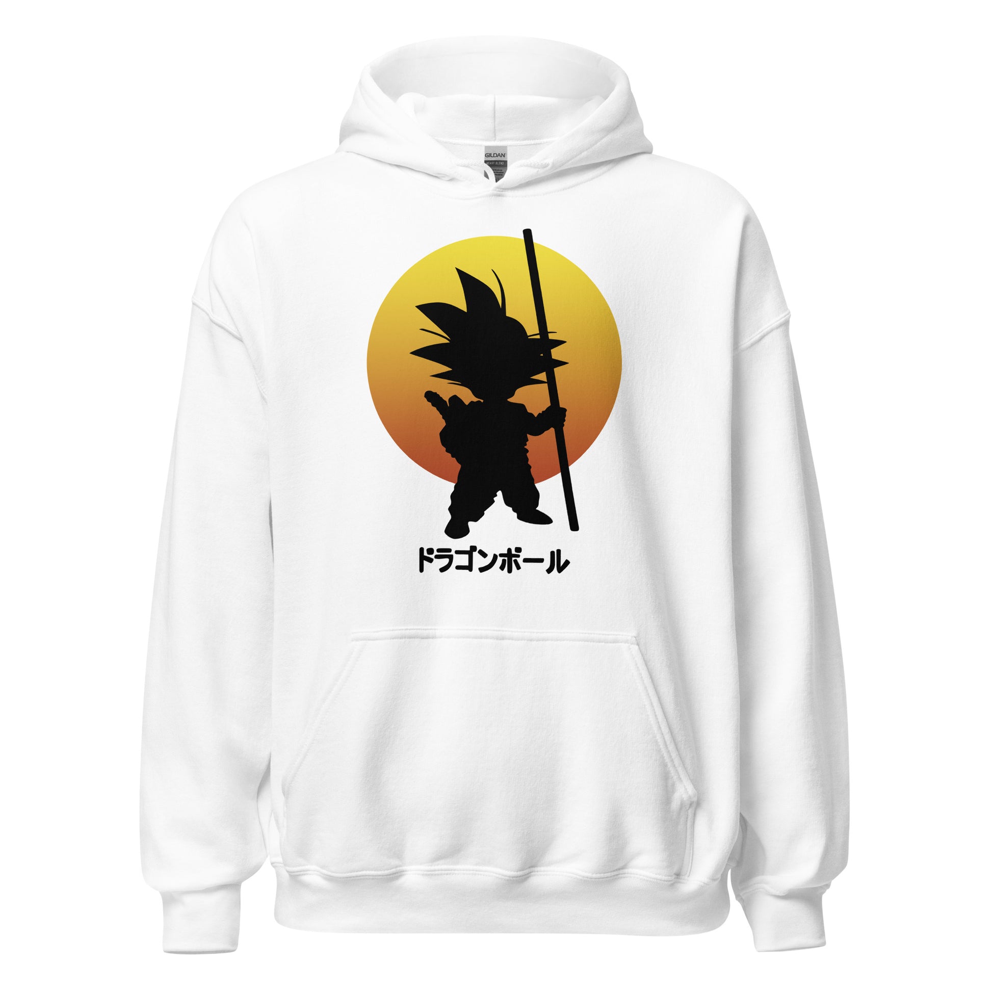 Sudadera con capucha con la silueta de Goku de Bola de Dragón delante del Sol. Color blanco.